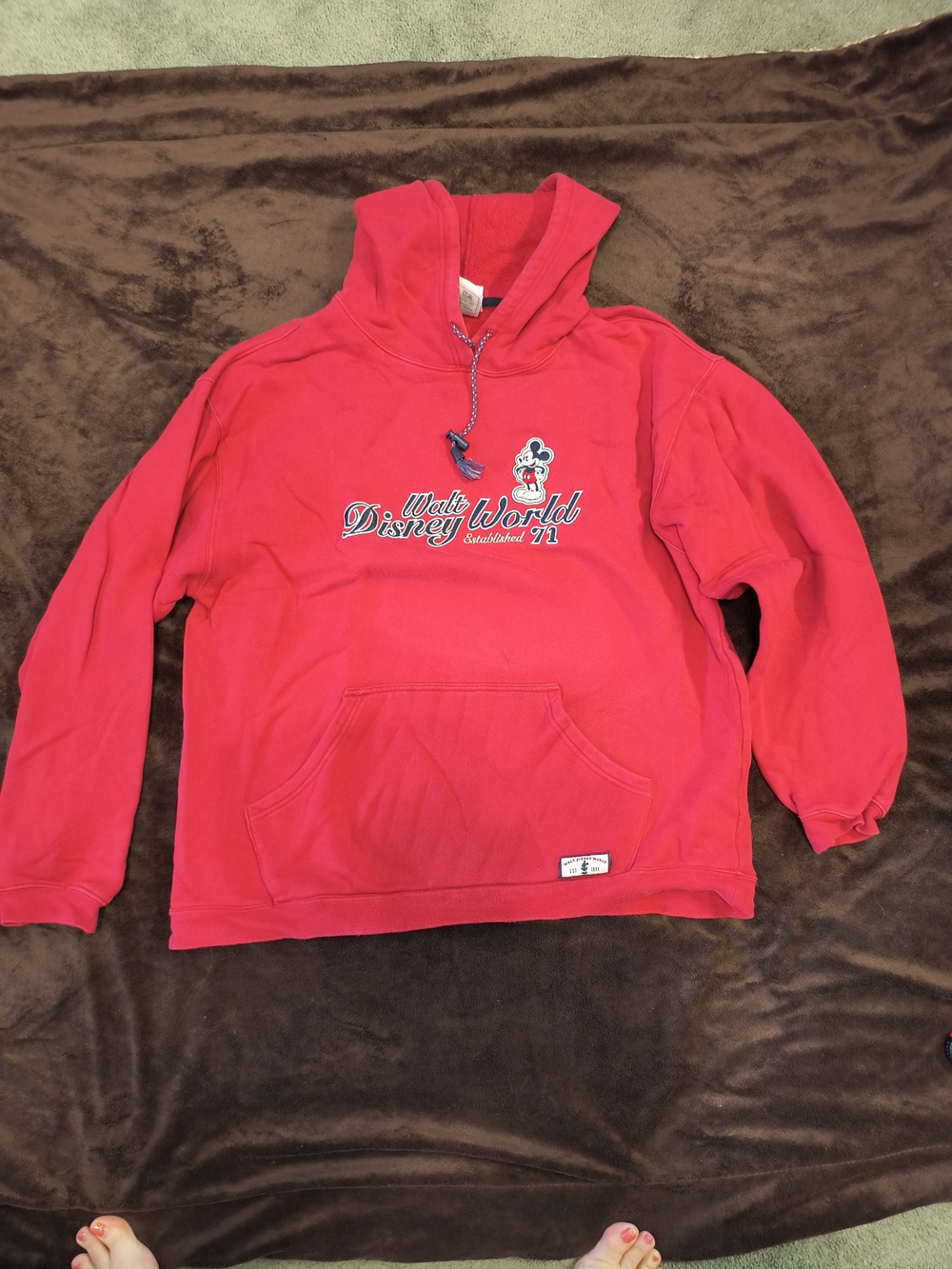 Vintage Disney Red Hooded Sweatshirt with Mickey Graphic